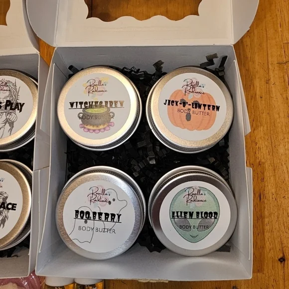 11 Piece Halloween Themed Body Butter & Rollerball Set ๐๐ฝ๐งโโ๏ธ - Picture 5 of 7